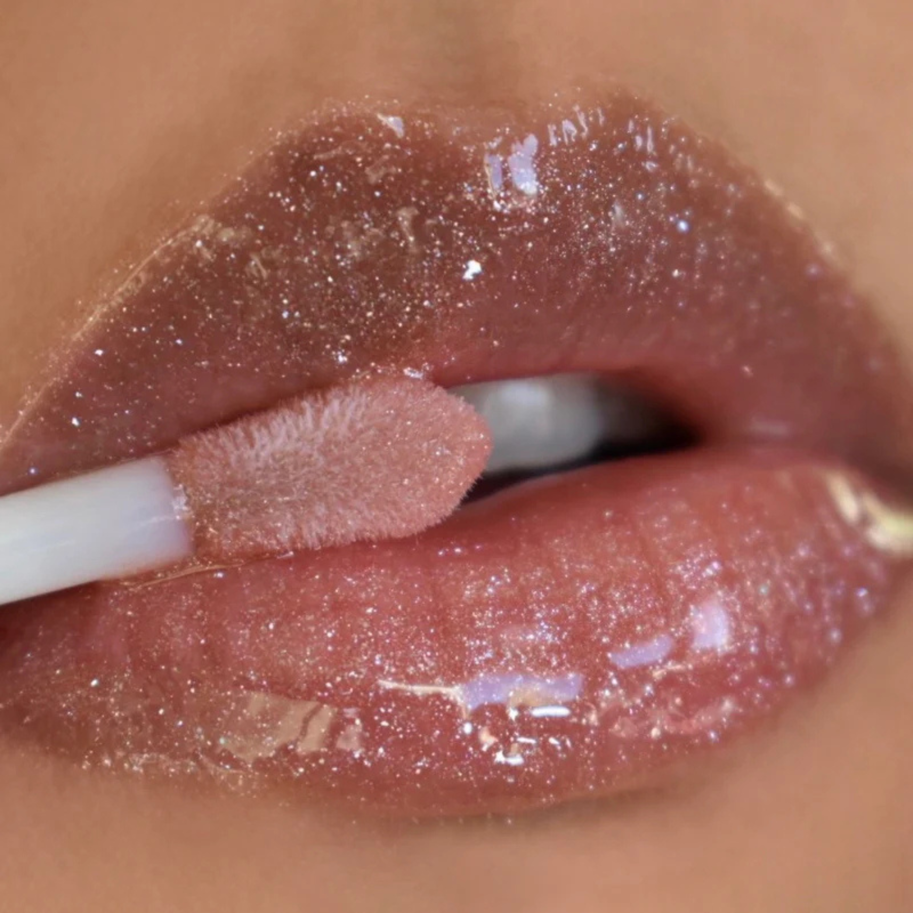 Glow Getter Lip Oil (004, Tickled Pink)