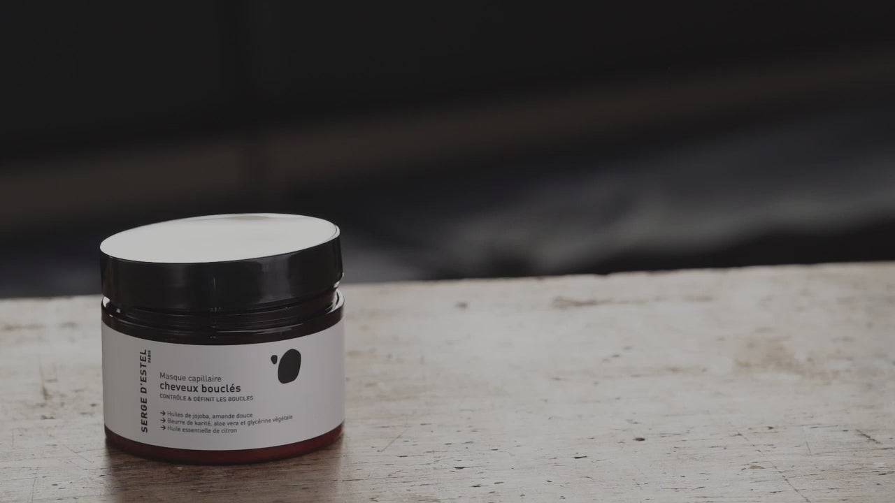 Cargar vídeo: SERGE D&#39;ESTEL - Mascarilla Nutritiva para Rizos | Tratamiento Intenso para Cabello Rizado y Texturizado